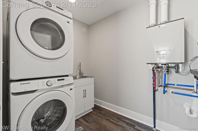 9090 Buckingham Street, White Lake Charter Township, MI 48386