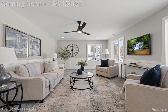 9090 Buckingham Street, White Lake Charter Township, MI 48386