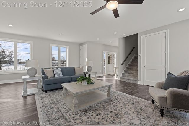 9090 Buckingham Street, White Lake Charter Township, MI 48386