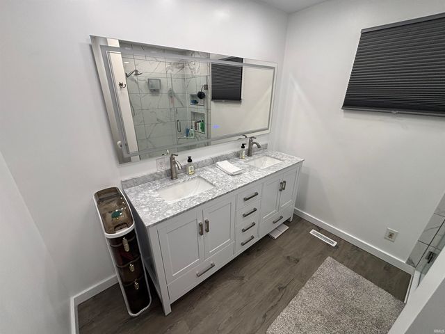 1015 N Honeysuckle Lane, Vincennes, IN 47591