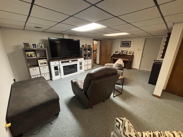 1015 N Honeysuckle Lane, Vincennes, IN 47591