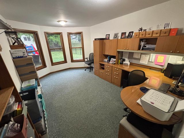 1015 N Honeysuckle Lane, Vincennes, IN 47591