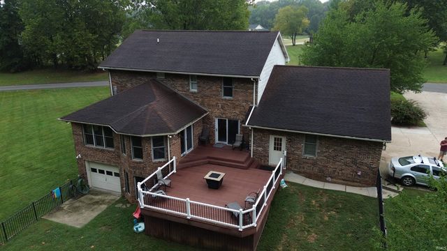 1015 N Honeysuckle Lane, Vincennes, IN 47591