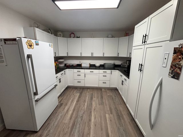 1015 N Honeysuckle Lane, Vincennes, IN 47591