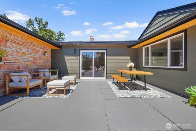 720 E Guiberson Street E, Kent, WA 98030