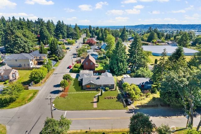720 E Guiberson Street E, Kent, WA 98030