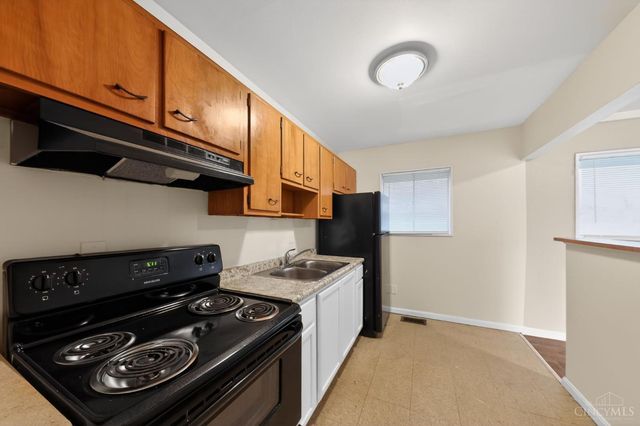 8845 Ebro Court, Springfield Twp., OH 45231