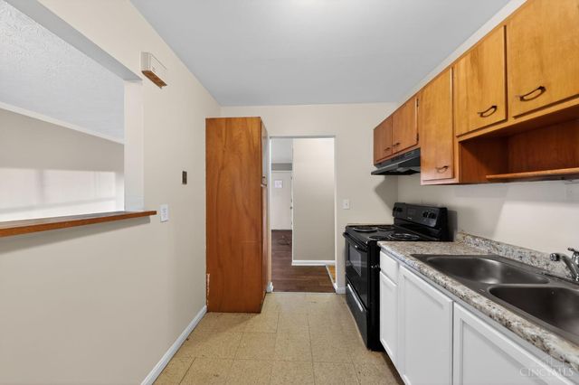 8845 Ebro Court, Springfield Twp., OH 45231