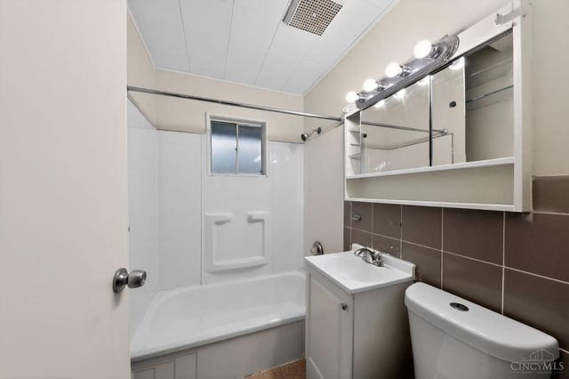 8845 Ebro Court, Springfield Twp., OH 45231