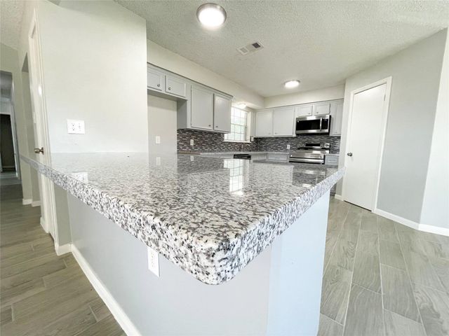 23460 Smith Road, Porter, TX 77365