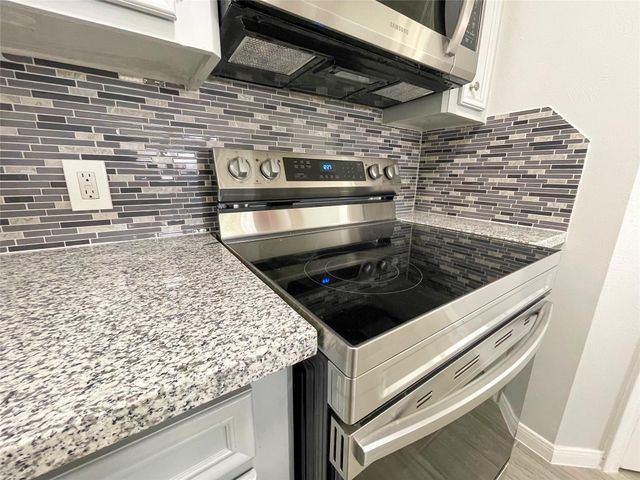 23460 Smith Road, Porter, TX 77365