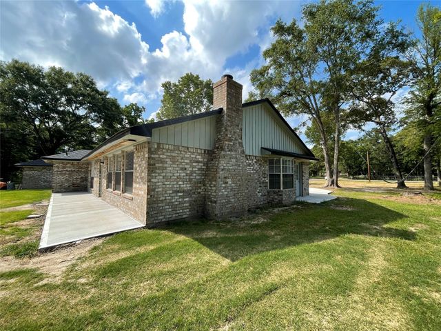 23460 Smith Road, Porter, TX 77365