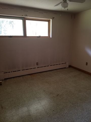 84 Greenwich Rd, Ware, MA 01082