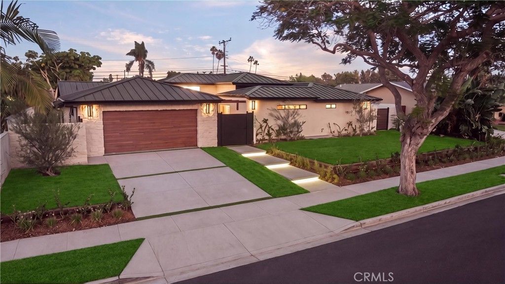 3080 Country Club Drive, Costa Mesa, CA 92626 — photo 2