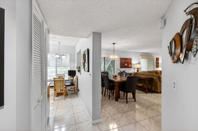 10174 Mangrove Drive 201, Boynton Beach, FL 33437