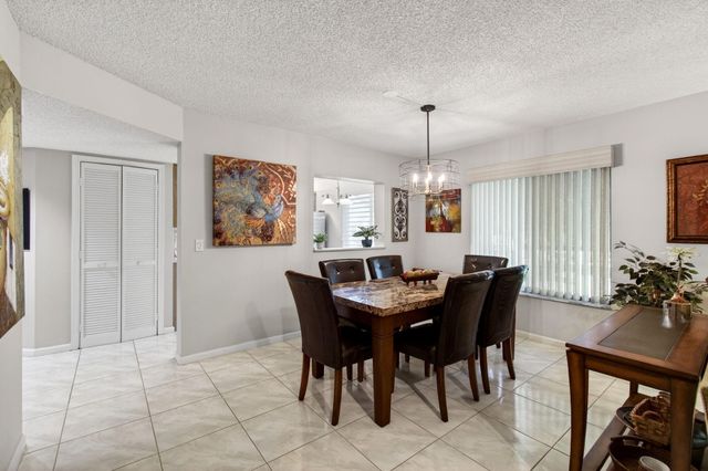 10174 Mangrove Drive 201, Boynton Beach, FL 33437