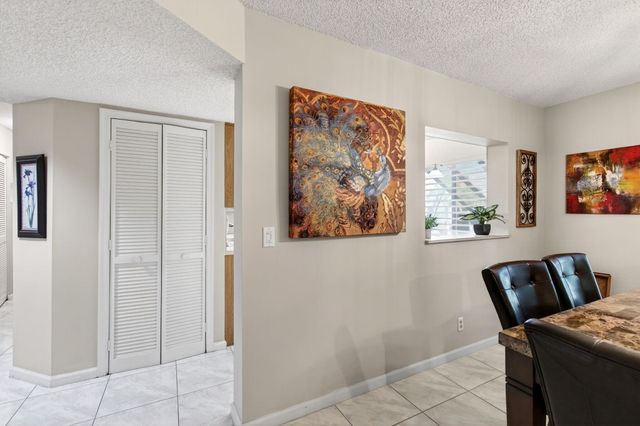 10174 Mangrove Drive 201, Boynton Beach, FL 33437