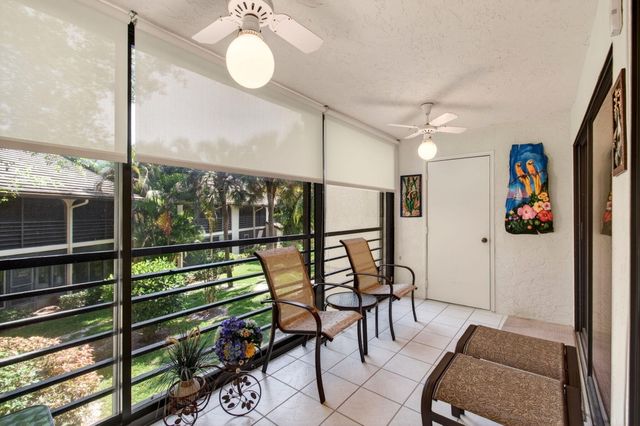 10174 Mangrove Drive 201, Boynton Beach, FL 33437