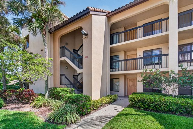 10174 Mangrove Drive 201, Boynton Beach, FL 33437