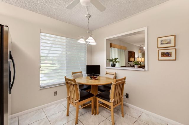 10174 Mangrove Drive 201, Boynton Beach, FL 33437