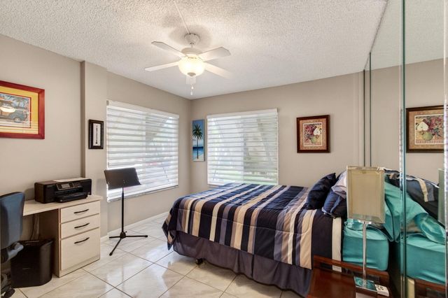10174 Mangrove Drive 201, Boynton Beach, FL 33437
