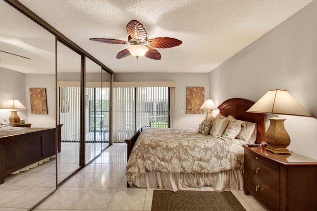 10174 Mangrove Drive 201, Boynton Beach, FL 33437