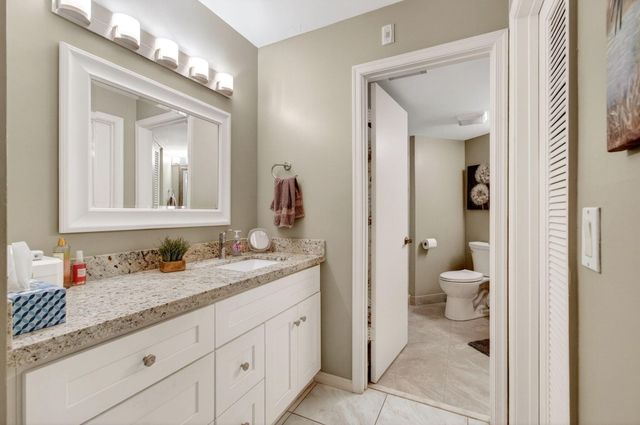 10174 Mangrove Drive 201, Boynton Beach, FL 33437