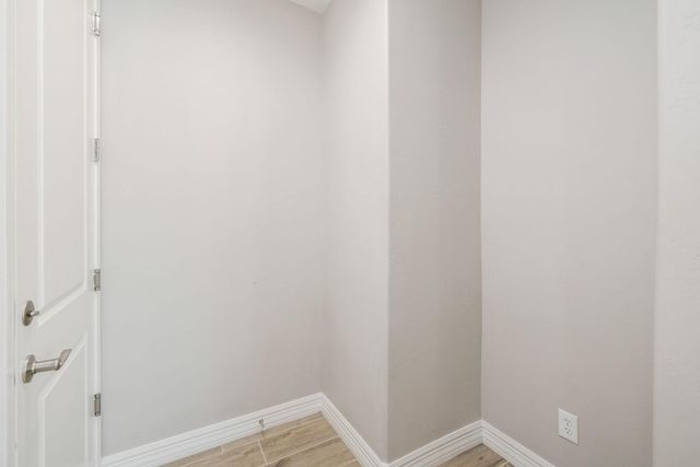 5247 S Axiom, Mesa, AZ 85212