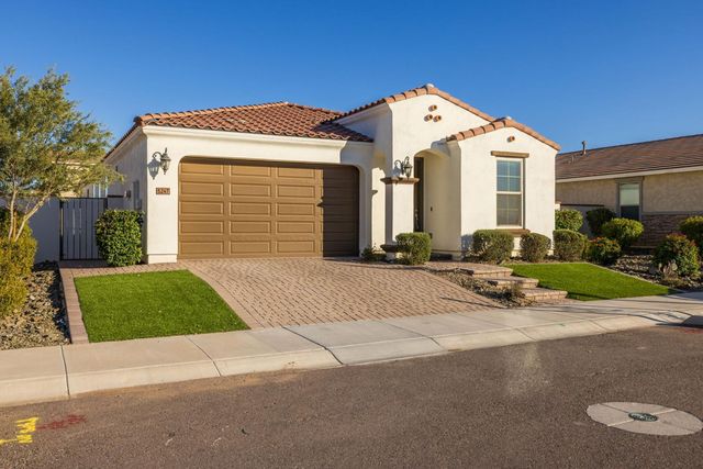 5247 S Axiom, Mesa, AZ 85212