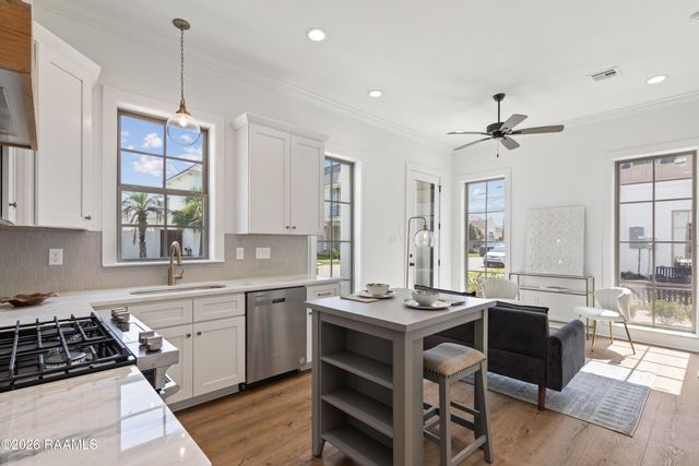 115 Gaunt Lane 301 106, Youngsville, LA 70592