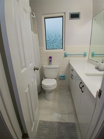 2211 NEW JERSEY ROAD, Lakeland, FL 33803