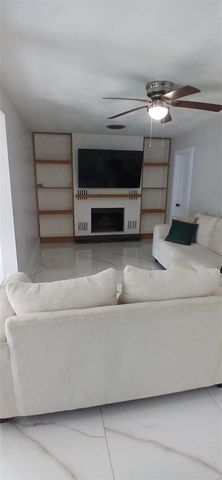 2211 NEW JERSEY ROAD, Lakeland, FL 33803