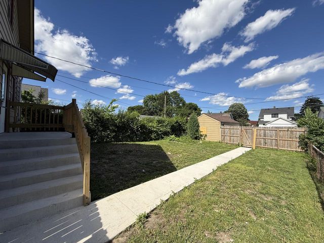 436 S 74th STREET, Milwaukee, WI 53214