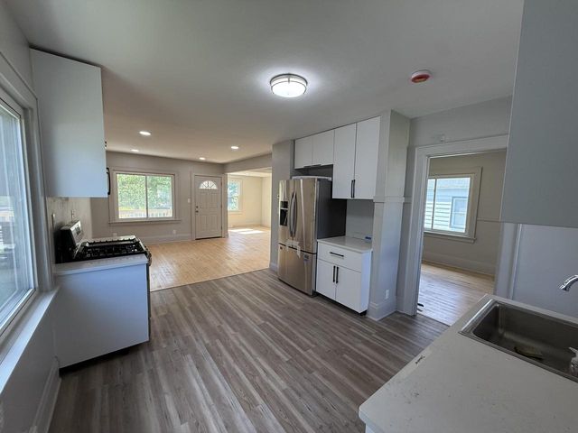 436 S 74th STREET, Milwaukee, WI 53214