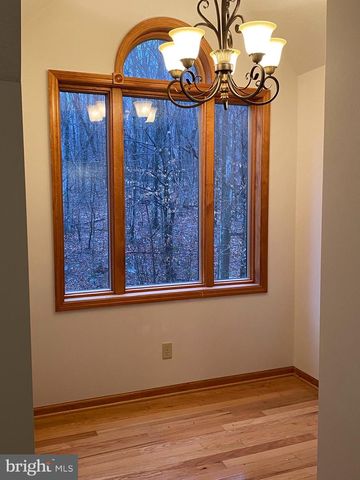 10915 RACHAEL AVE, Frostburg, MD 21532