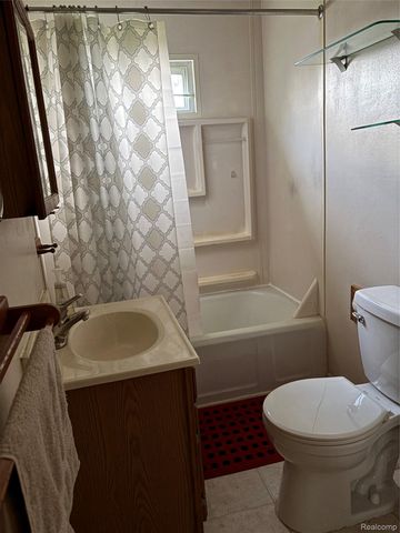 15151 Drysdale Street, Southgate, MI 48195