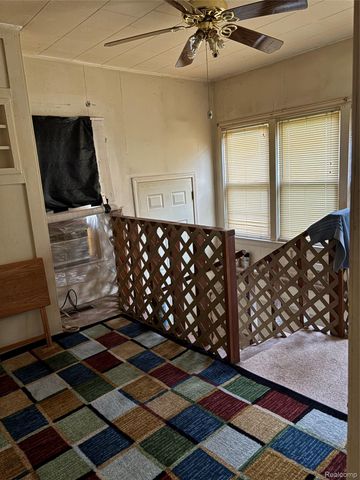 15151 Drysdale Street, Southgate, MI 48195