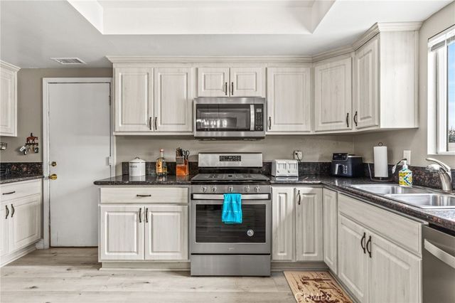 3998 Bluff, Norco, CA 92860
