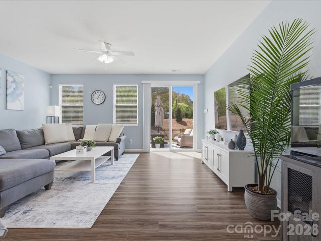 4029 Matindale Way, Charlotte, NC 28216