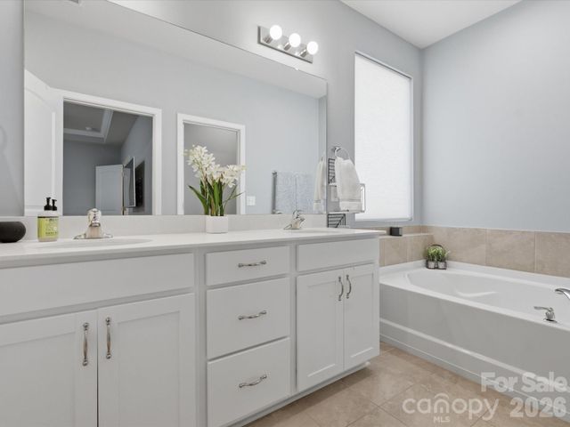 4029 Matindale Way, Charlotte, NC 28216