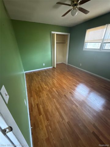 4609 W Wackerly Street, Midland, MI 48640