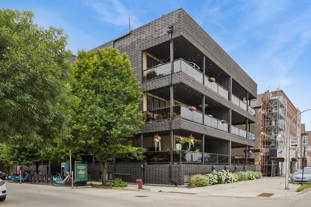 2324 N Winchester Avenue 102, Chicago, IL 60614