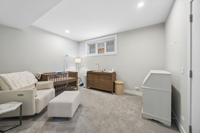 2324 N Winchester Avenue 102, Chicago, IL 60614