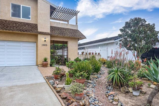 13933 Recuerdo Dr, Del Mar, CA 92014