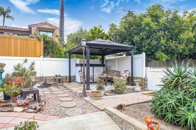 13933 Recuerdo Dr, Del Mar, CA 92014