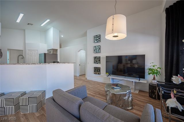 5312 Bright Sky Court, Las Vegas, NV 89130