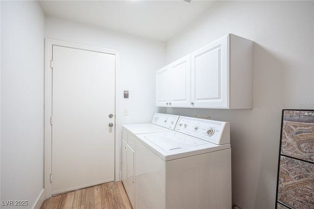 5312 Bright Sky Court, Las Vegas, NV 89130