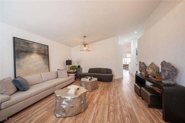 5312 Bright Sky Court, Las Vegas, NV 89130