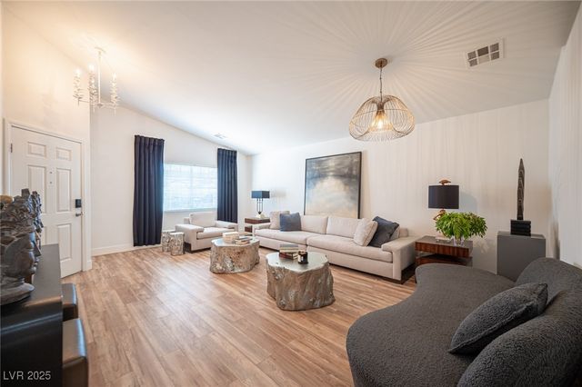 5312 Bright Sky Court, Las Vegas, NV 89130