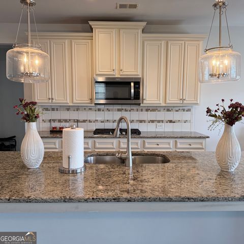 524 Lance View Lane, Lawrenceville, GA 30045